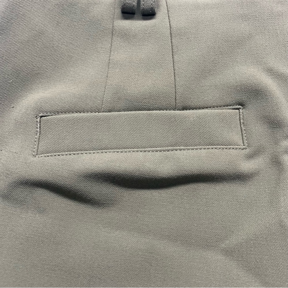 Express Women’s  Cargo Pants in Olive Size 12R - Picture 7 of 11
